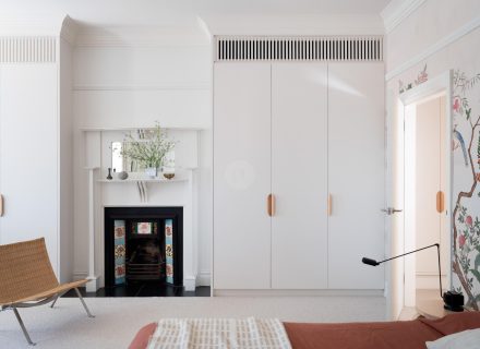 The Curve, Bronte-24