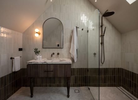 The Diplomat, Annandale 12