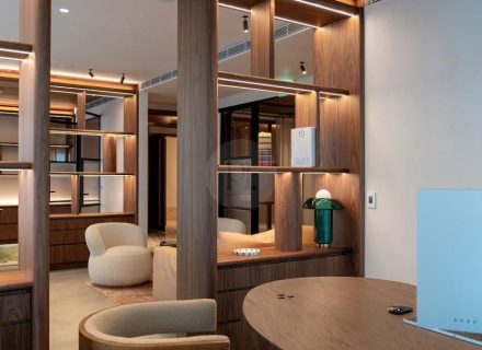 The Executive, Cronulla-37