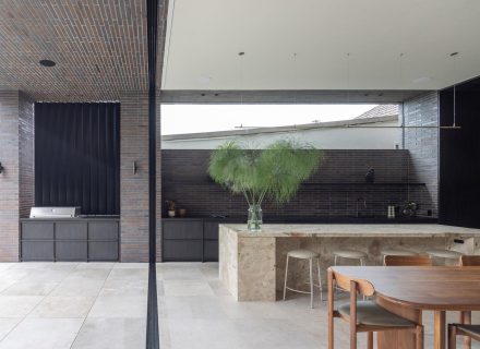 The Glass Tide, Bronte 12