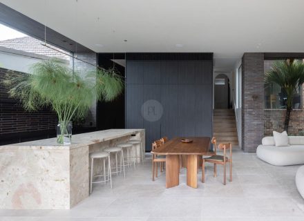 The Glass Tide, Bronte 16