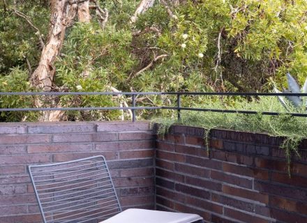 The Glass Tide, Bronte 27