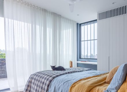 The Glass Tide, Bronte 28