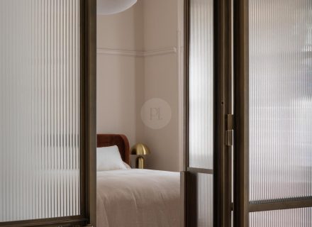 The Glass Tide, Bronte 31