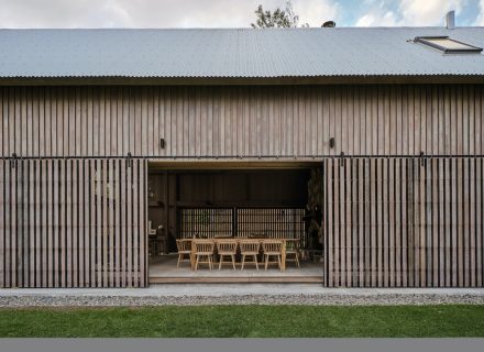 The-Grand-Barn-Pullenvale-8-26-11-19-8-30-22-am.jpg