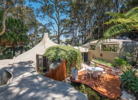 The Mud House, Newport 9
