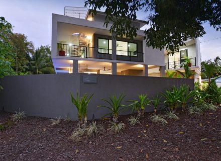 The-Port-Douglas-Beach-House-LR-114-1024x682-1.jpg