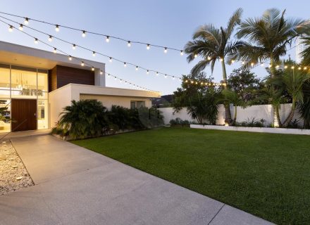 The Sun Club, Isle of Capri-1