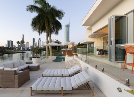 The Sun Club, Isle of Capri-5