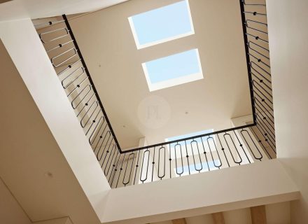 Trento Villa, Dover Heights-17