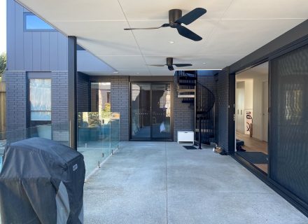Undertow, Frankston South 17