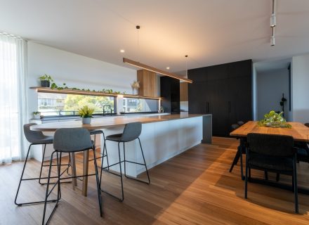 Undertow, Frankston South 61