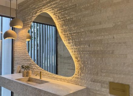 VANILLIN181 BATHROOM