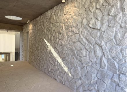 VANILLIN231 ENTRANCE