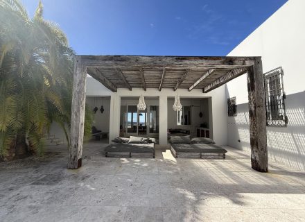 VILLAS PALMAS POOL AREA8
