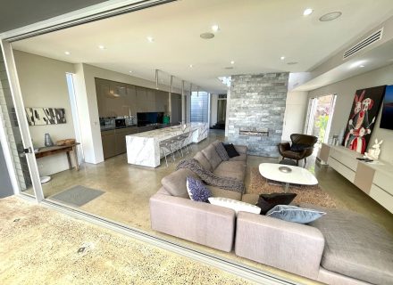 Verona, Mosman 63