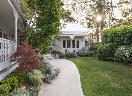 Versailles, North Turramurra 00021