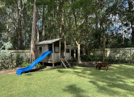 Versailles, South Turramurra_cubbyhouse