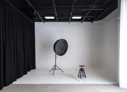 Studio V