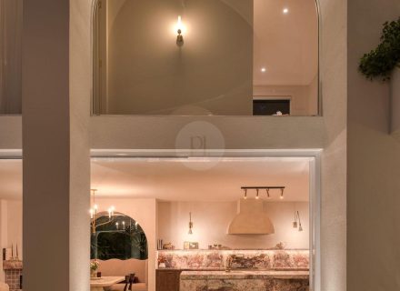 Villa Alcyone, Eleanora20