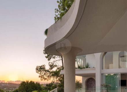 Villa Alcyone, Eleanora26