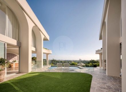 garage driveway backyard