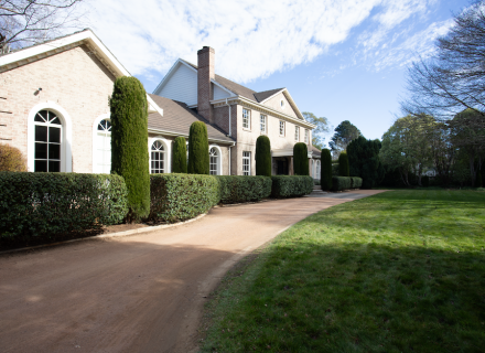driveway garage bedroom bathroom living room kitchen dining space home office laundry childrens