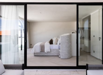 Wavy, Cronulla 52
