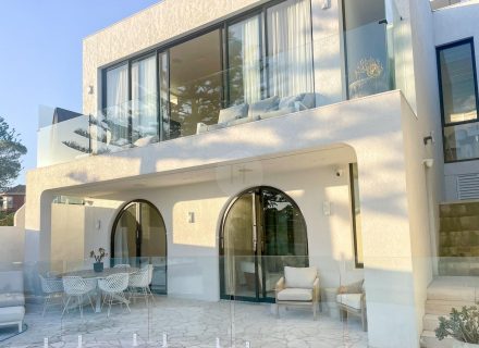 outdoor area