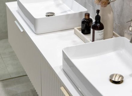 Whispering Gums, Illawong-9