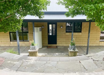 Windsong, Woodend North-06