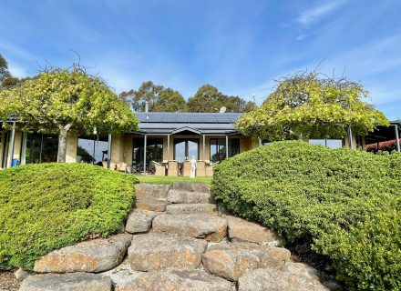 Windsong, Woodend North-10
