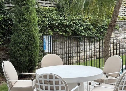 belle rives OUTDOOR DINING1