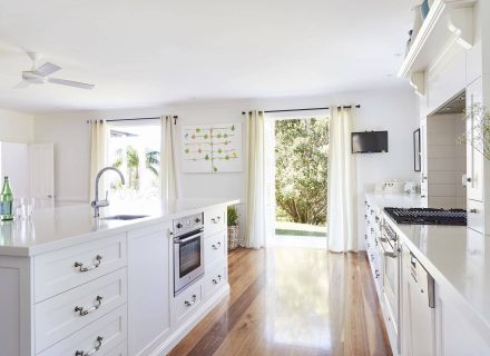 kitchen-two-ovens.jpg