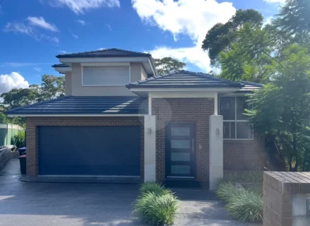 facade garage driveway