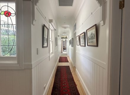 versaillehallway3